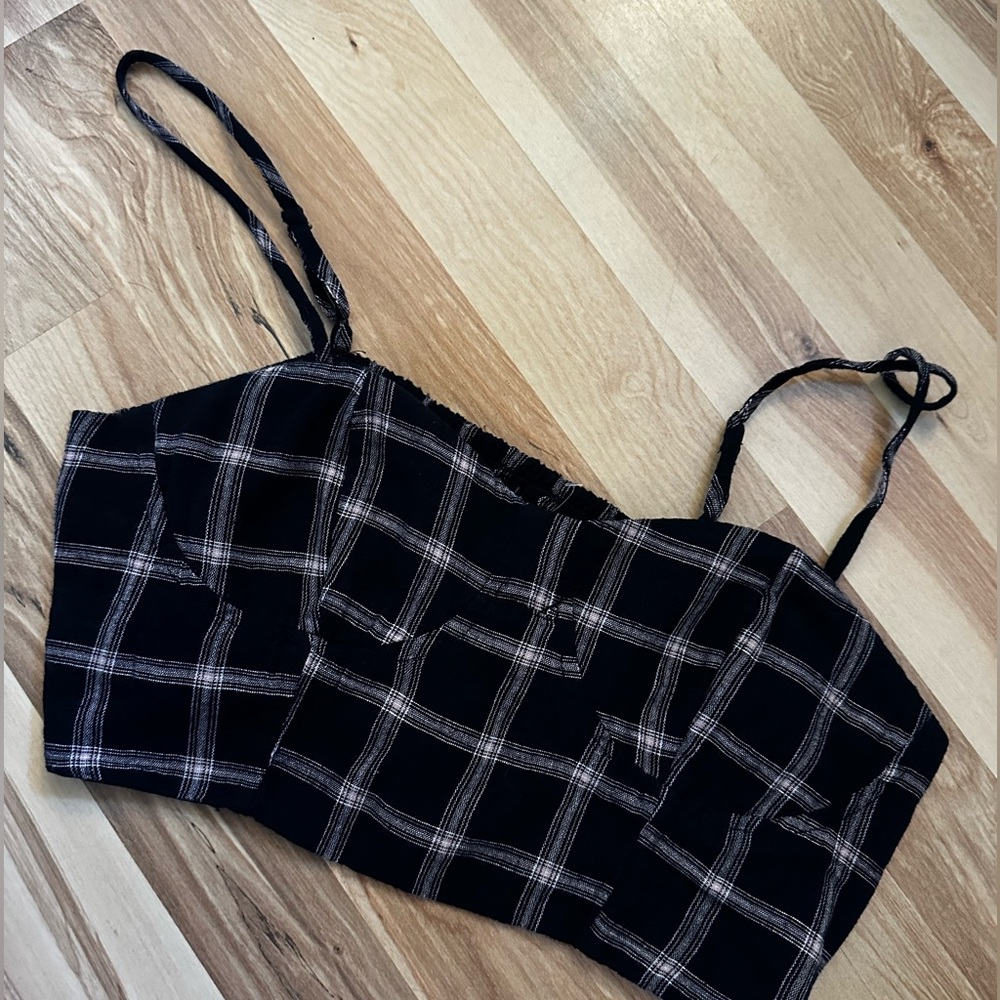 American Eagle crop top